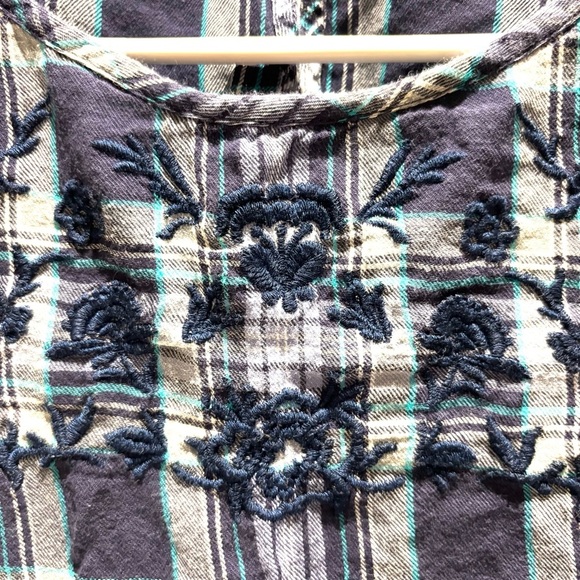 Talbots top plaid scalloped trim floral embroidered blue purple. SZ M P NWOT - Picture 4 of 13